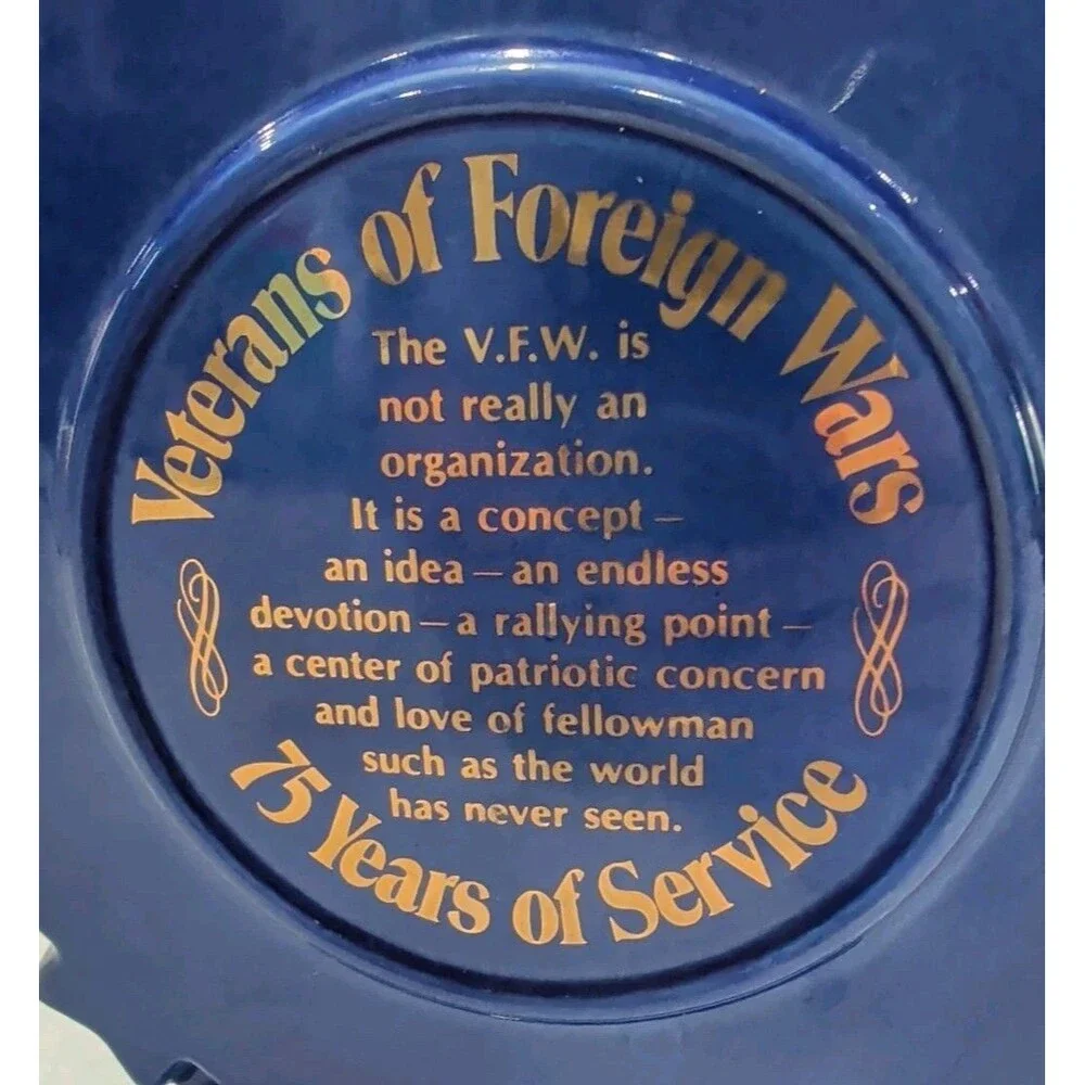 1973 Ezra Brooks Veterans of Foreign Wars 75th Anniversary Decanter Eagle USA